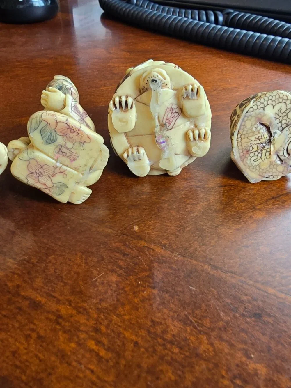Set of 5 Vintage-Style Asian Decorative Figurines - Intricate Etched Design